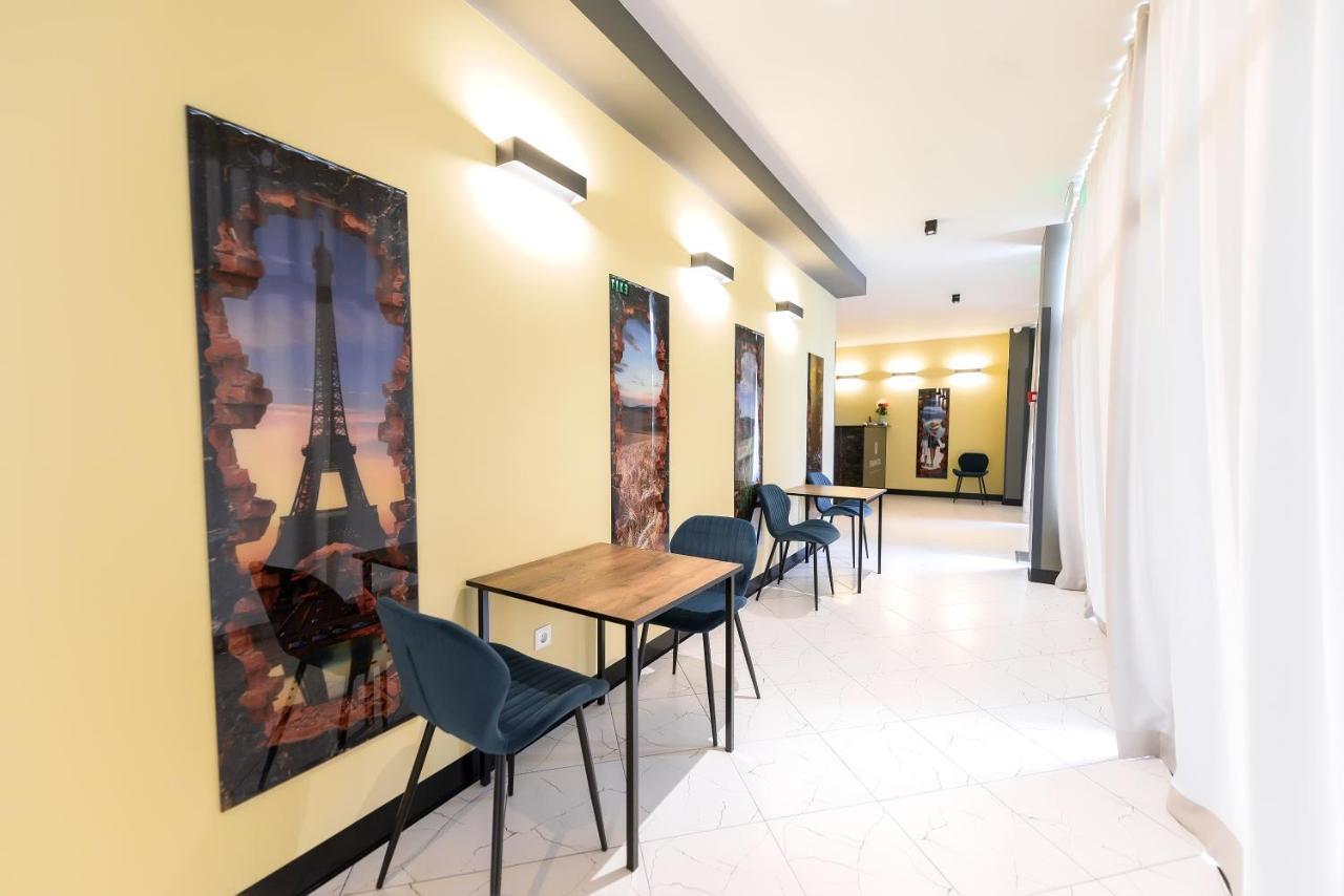 Готель Stark Hotel